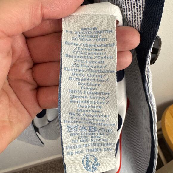 Boden Ellen Seersucker Blazer - Picture 6 of 6